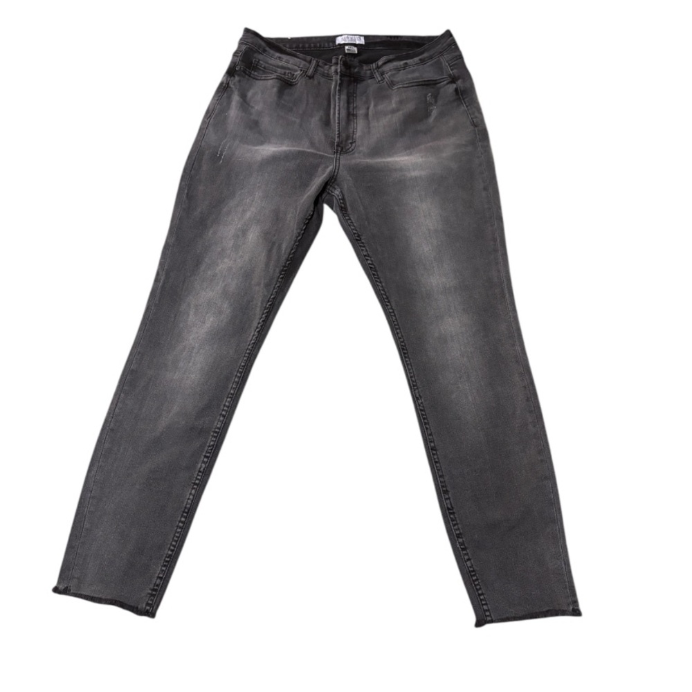 Judy Blue Skinny Fit Distressed Jeans Raw Hem In Black/Gray Size 1XL‎